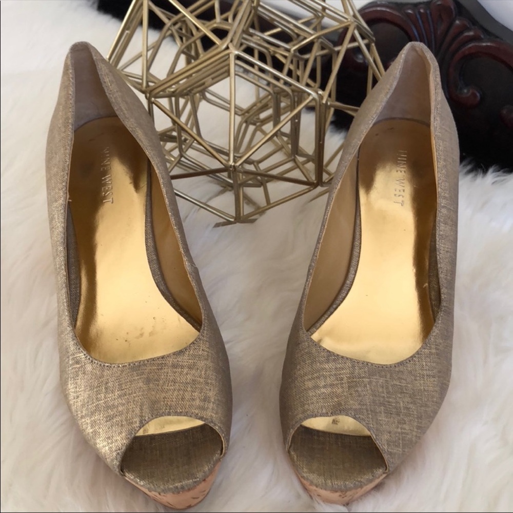 Nine West sz 9 open toe cork wedge bronze blue